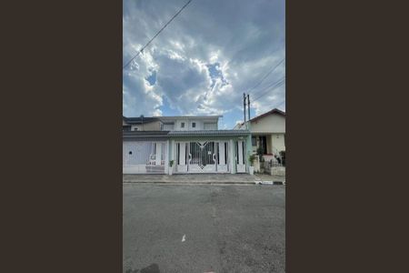 Casa à venda com 3 quartos, 200m² em Jardim Sao Judas Tadeu, Guarulhos