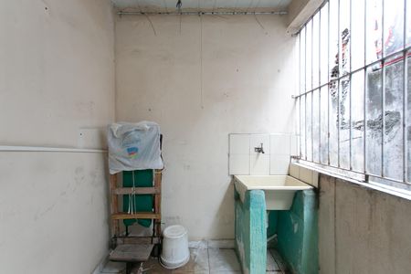 Casa para alugar com 25m², 1 quarto e sem vagaÁrea de Serviço 