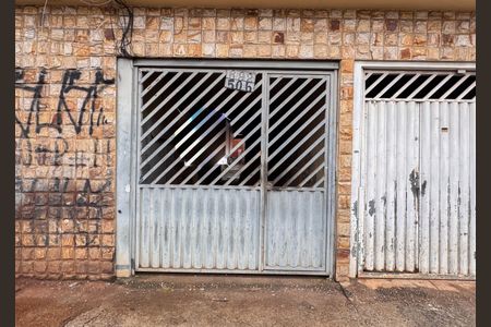 Casa para alugar com 25m², 1 quarto e sem vagaFachada 