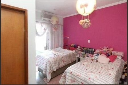 Casa à venda com 3 quartos, 180m² em Vila Lucia, São Paulo