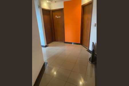 Casa à venda com 9 quartos, 278m² em Vila Picinin, São Paulo