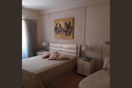 Foto 06 de casa de condomínio à venda com 4 quartos, 360m² em Alphaville Empresarial, Barueri