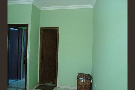 Casa à venda com 3 quartos, 210m² em Céu Azul, Belo Horizonte