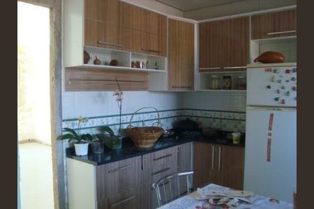 Casa à venda com 3 quartos, 210m² em Céu Azul, Belo Horizonte