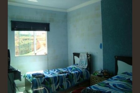 Casa à venda com 3 quartos, 210m² em Céu Azul, Belo Horizonte