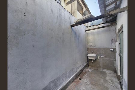 Casa de condomínio à venda com 60m², 2 quartos e sem vaga Casa de condomínio à venda com 60m², 2 quartos e sem vagaArea de serviço