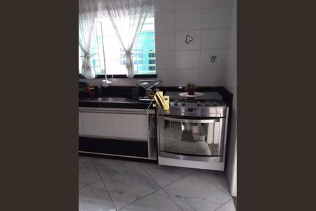 Casa à venda com 3 quartos, 97m² em Vila Humaita, Santo André