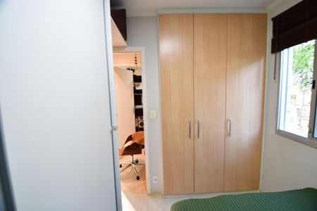 Apartamento à venda com 70m², 3 quartos e 1 vagaQuarto 2