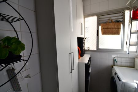 Apartamento à venda com 70m², 3 quartos e 1 vagaÁrea de Serviço