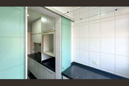 Área de Serviço de apartamento à venda com 3 quartos, 64m² em Santo Amaro, São Paulo
