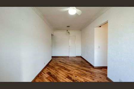 Sala de apartamento à venda com 3 quartos, 64m² em Santo Amaro, São Paulo
