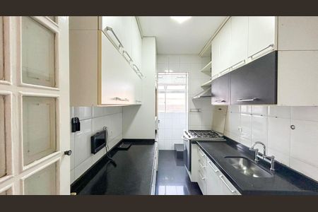 Cozinha de apartamento à venda com 3 quartos, 64m² em Santo Amaro, São Paulo