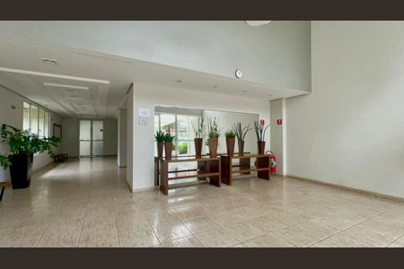 Hall de entrada de apartamento à venda com 2 quartos, 47m² em Pinheiros, São Paulo