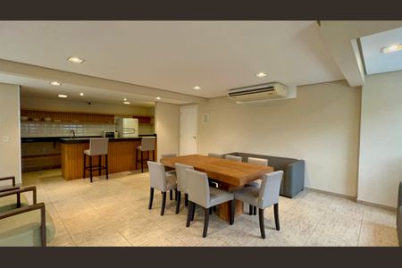 Apartamento à venda com 47m², 2 quartos e 1 vaga Apartamento à venda com 47m², 2 quartos e 1 vagaSalão de Festas