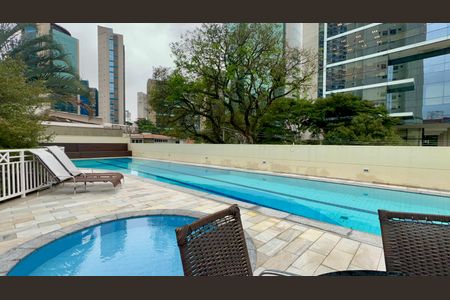Apartamento à venda com 47m², 2 quartos e 1 vaga Apartamento à venda com 47m², 2 quartos e 1 vagaPiscina