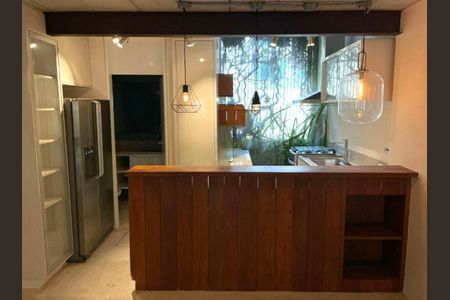 Casa à venda com 1 quarto, 114m² em Jardim Paulista, São Paulo