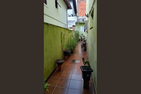 Casa à venda com 179m², 3 quartos e 1 vaga Casa à venda com 179m², 3 quartos e 1 vagaCORREDOR EXTERNO