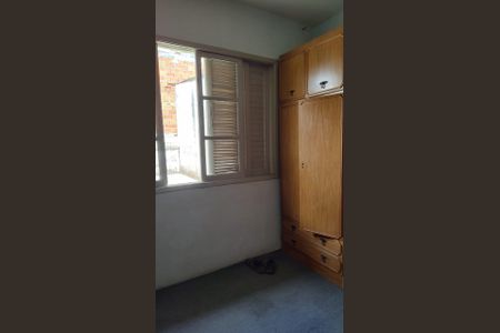 DORMITÓRIO de casa à venda com 3 quartos, 179m² em Cipava, Osasco