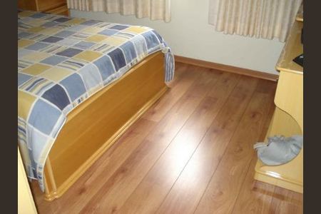 DORMITORIO de casa de condomínio à venda com 3 quartos, 108m² em Presidente Altino, Osasco