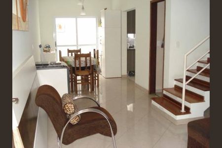 SALA de casa de condomínio à venda com 3 quartos, 108m² em Presidente Altino, Osasco