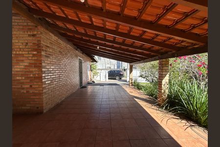 Casa para alugar com 130m², 4 quartos e 2 vagasGaragem