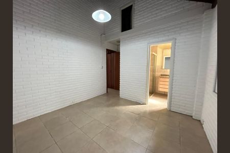 Casa para alugar com 130m², 4 quartos e 2 vagasSuíte 