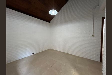 Casa para alugar com 130m², 4 quartos e 2 vagasSuíte 