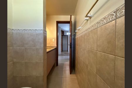 Casa para alugar com 130m², 4 quartos e 2 vagasBanheiro Social