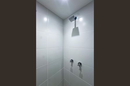 Apartamento para alugar com 50m², 2 quartos e sem vaga Apartamento para alugar com 50m², 2 quartos e sem vagaBanheiro