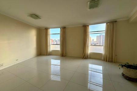 Apartamento para alugar com 140m², 3 quartos e sem vagaSala