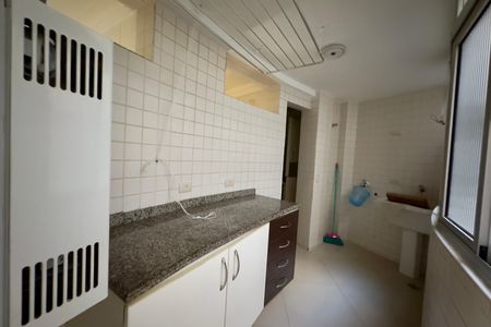 Apartamento para alugar com 140m², 3 quartos e sem vagaÁrea de Serviço