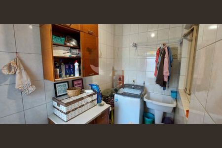 Casa à venda com 3 quartos, 140m² em Jardim Sabara, São Paulo