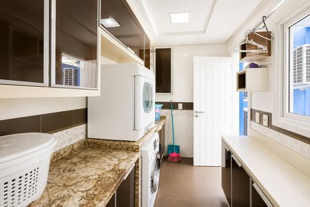 Área de serviço de casa de condomínio para alugar com 6 quartos, 233m² em Neópolis, Gravataí