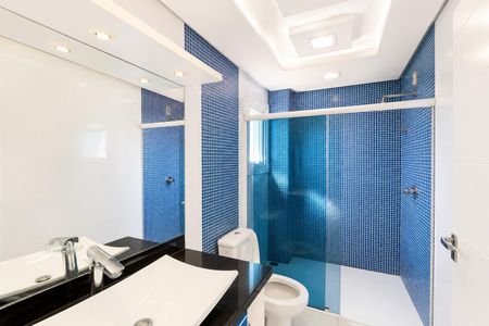Casa de condomínio para alugar com 233m², 6 quartos e 4 vagas Casa de condomínio para alugar com 233m², 6 quartos e 4 vagasBanheiro 4