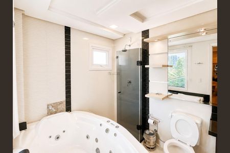 Banheiro 6 de casa de condomínio para alugar com 6 quartos, 233m² em Neópolis, Gravataí
