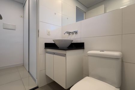 Apartamento à venda com 38m², 1 quarto e 1 vaga Apartamento à venda com 38m², 1 quarto e 1 vagaBanheiro