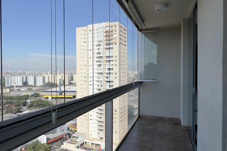 Apartamento à venda com 38m², 1 quarto e 1 vaga Apartamento à venda com 38m², 1 quarto e 1 vagaVaranda