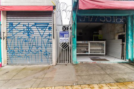Fachada + Placa de casa para alugar com 1 quarto, 40m² em Jardim Nossa Senhora do Carmo, São Paulo
