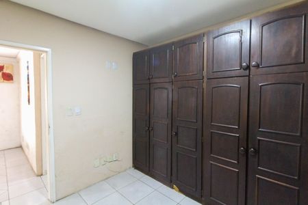 Casa à venda com 220m², 3 quartos e 10 vagasQuarto 2
