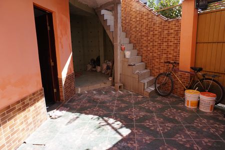 Casa para alugar com 60m², 1 quarto e sem vagaQuintal