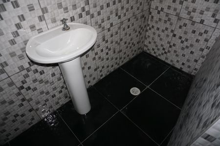 Casa para alugar com 60m², 1 quarto e sem vagaBanheiro
