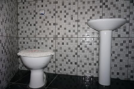 Casa para alugar com 60m², 1 quarto e sem vagaBanheiro