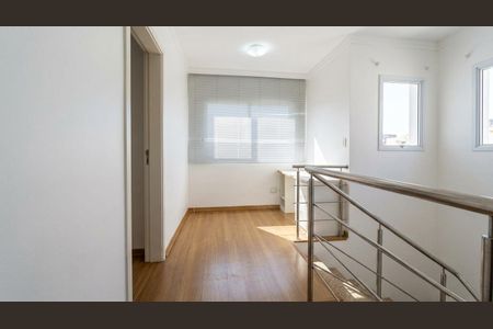 Casa de condomínio para alugar com 230m², 3 quartos e 4 vagas