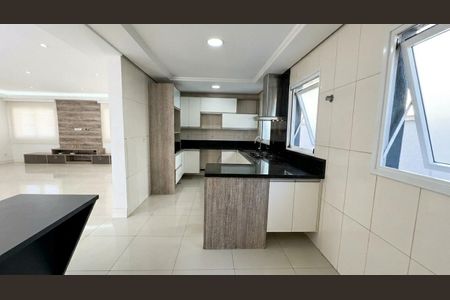 Casa de condomínio para alugar com 230m², 3 quartos e 4 vagas Casa de condomínio para alugar com 230m², 3 quartos e 4 vagasCozinha