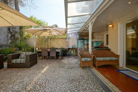 Casa à venda com 420m², 3 quartos e 3 vagas