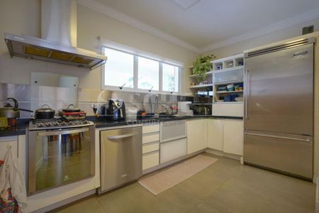 Casa à venda com 420m², 3 quartos e 3 vagas