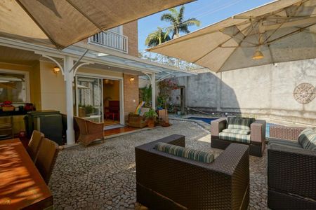Casa à venda com 3 quartos, 420m² em Chácara Monte Alegre, São Paulo
