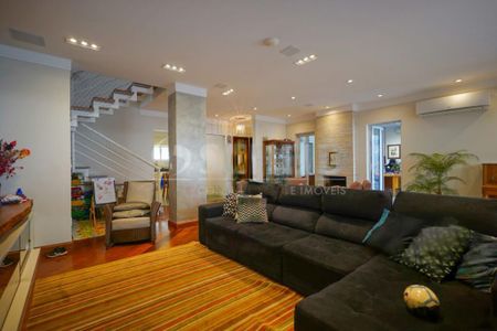 Casa à venda com 420m², 3 quartos e 3 vagas