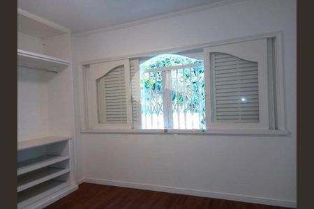 Casa à venda com 3 quartos, 193m² em Santo Amaro, São Paulo