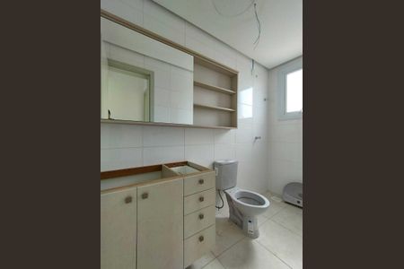 Banheiro de apartamento para alugar com 1 quarto, 70m² em Freitas, Sapucaia do Sul